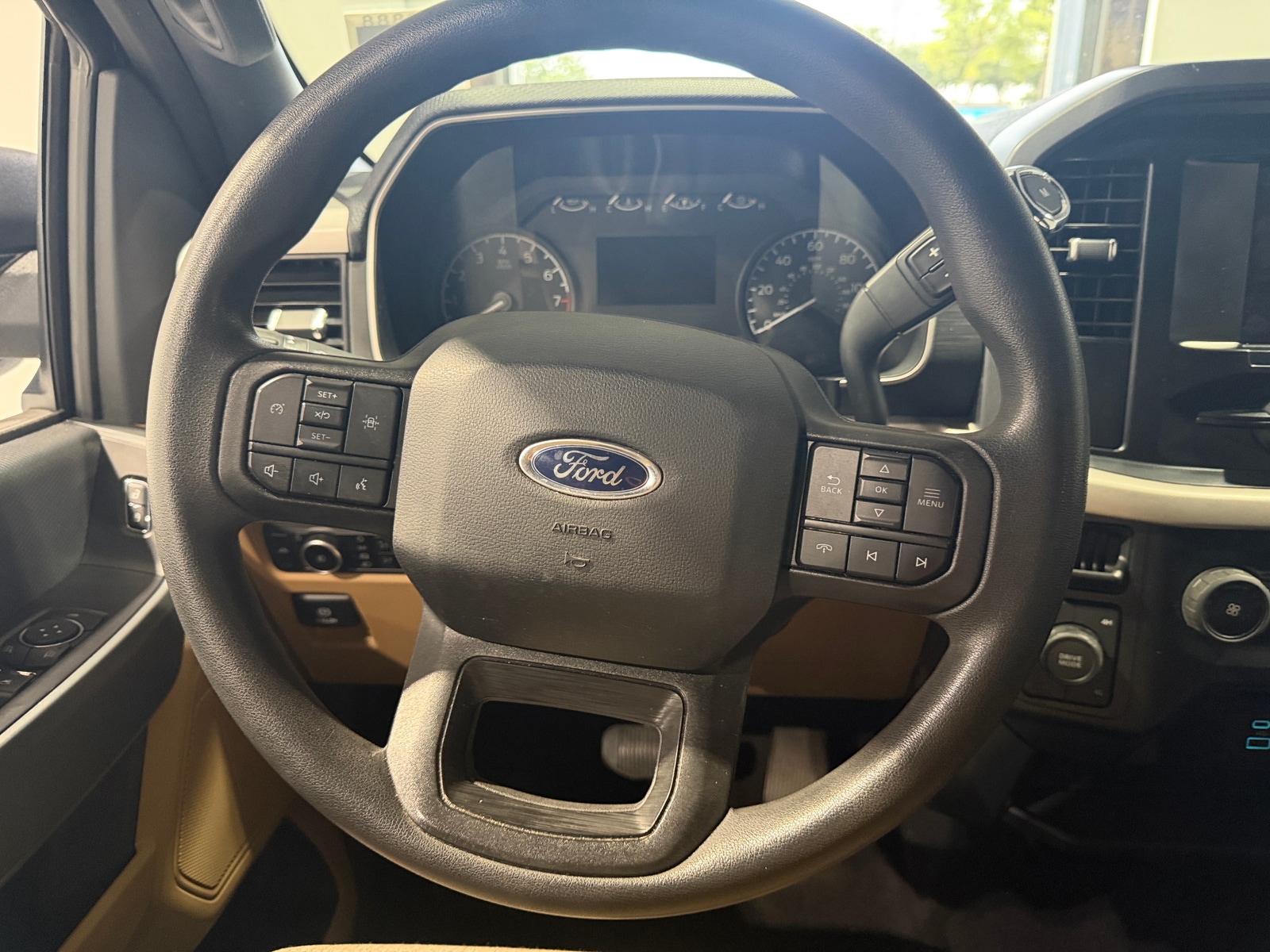 Thumbnail: 2023 Ford Econoline - 5