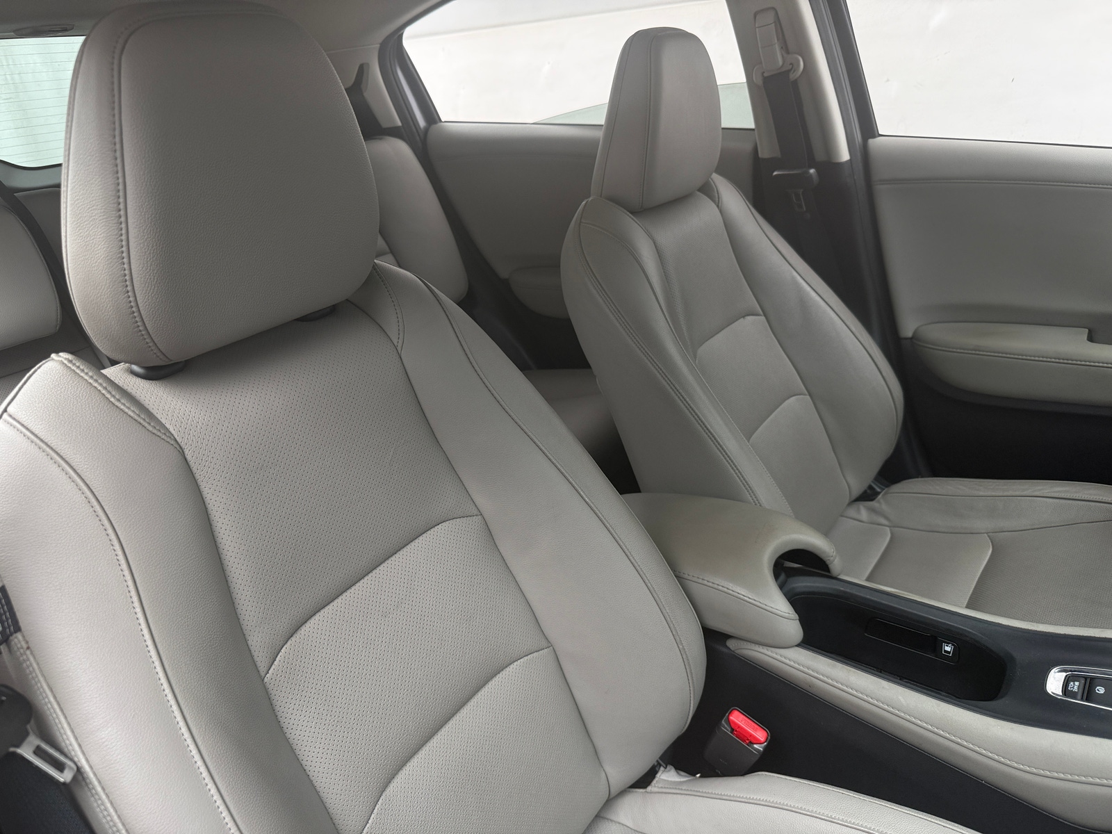 Thumbnail: 2019 Honda HR-V - 2