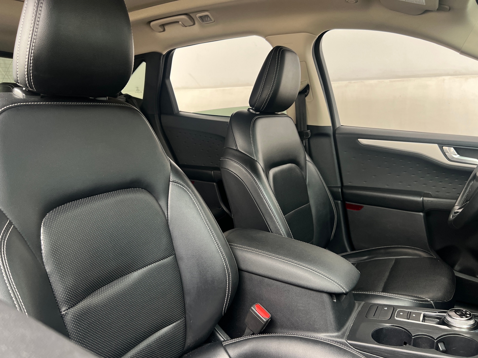 Thumbnail: 2020 Ford Escape - 2