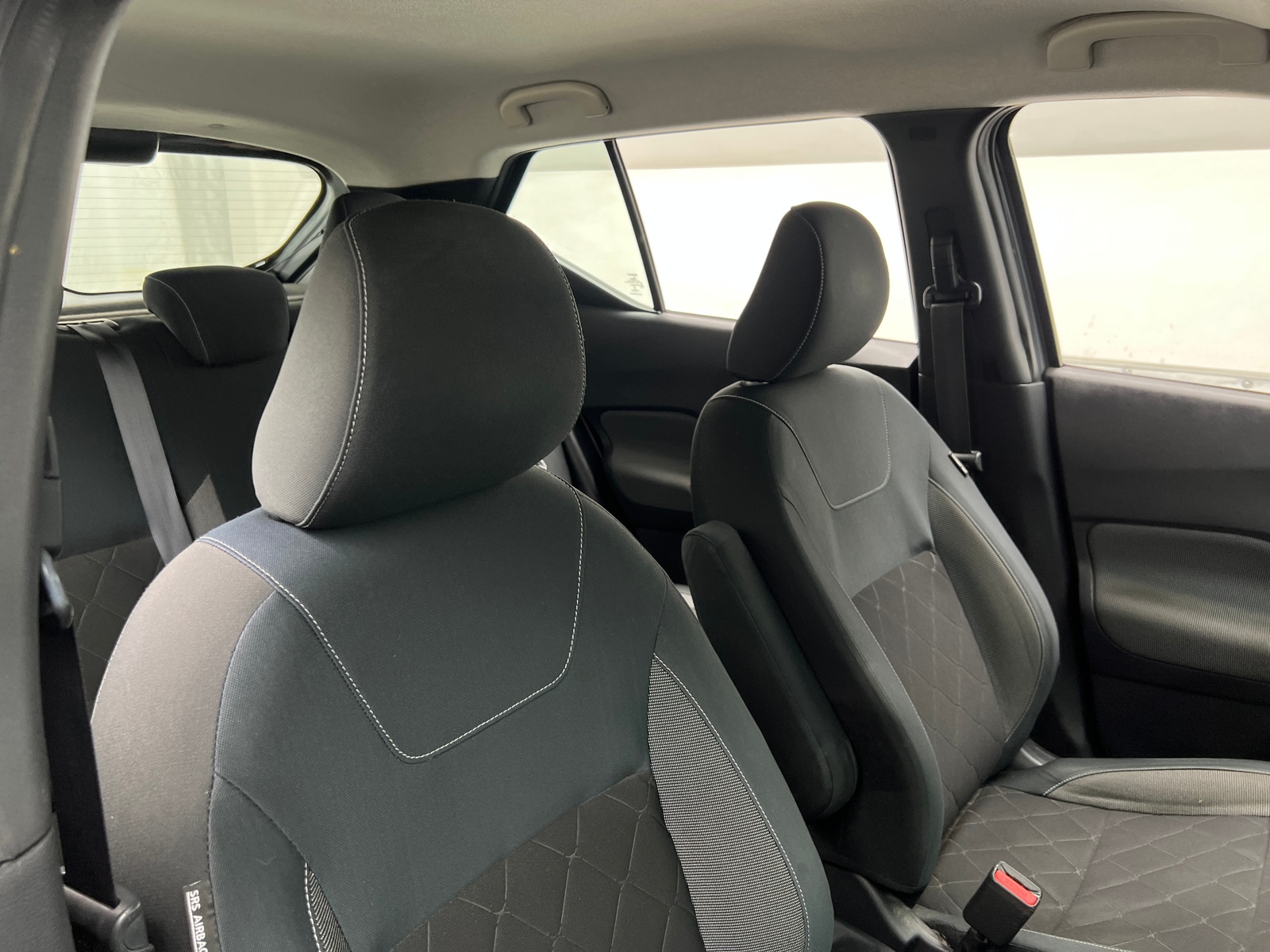 Thumbnail: 2019 Nissan Kicks - 2