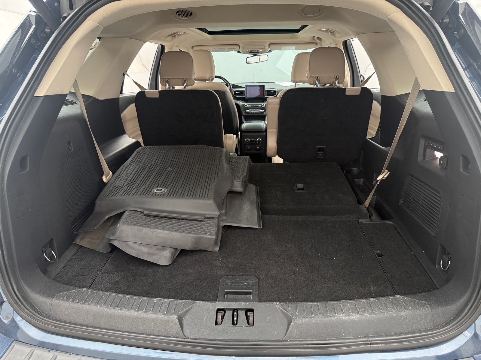 Thumbnail: 2020 Ford Explorer - 6