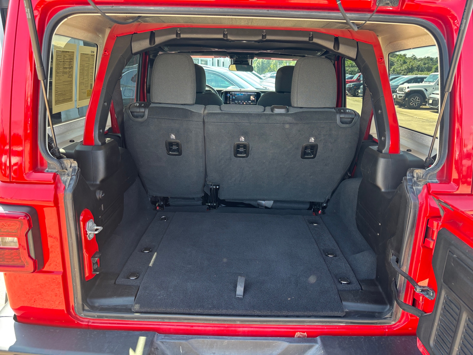 Thumbnail: 2025 Jeep Wrangler - 6