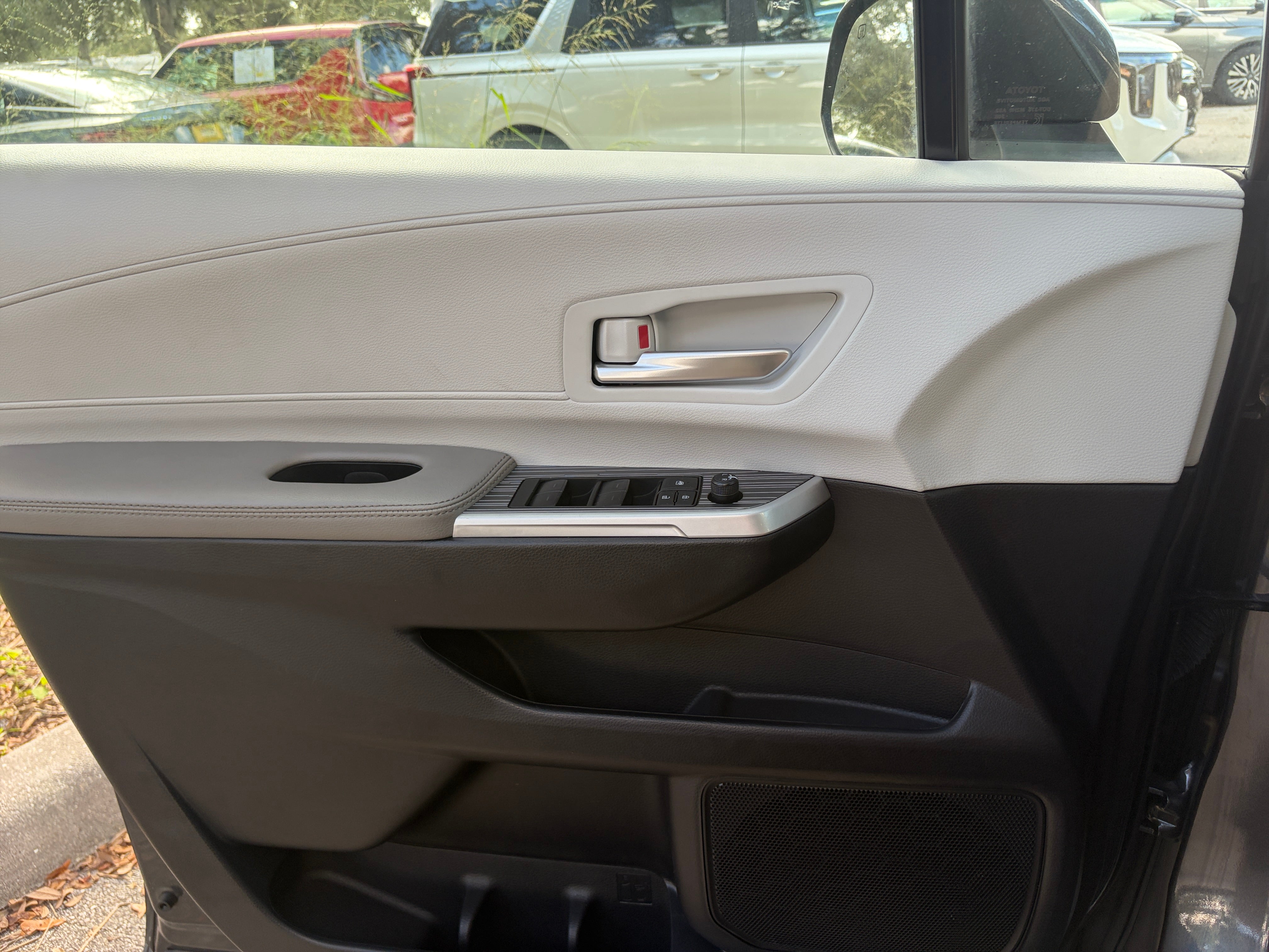 2025 Toyota Sienna