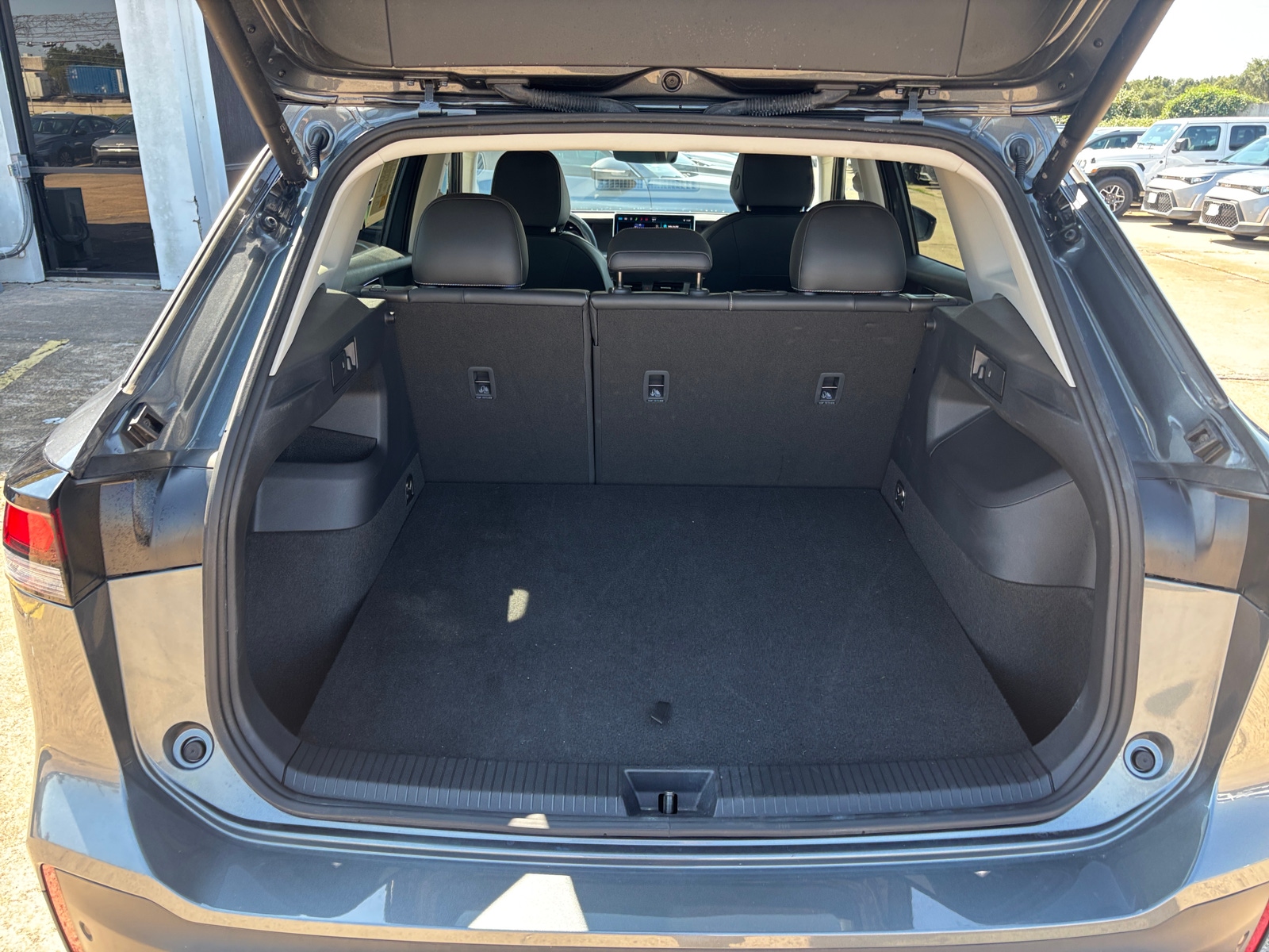 Thumbnail: 2026 Volkswagen Tiguan - 6