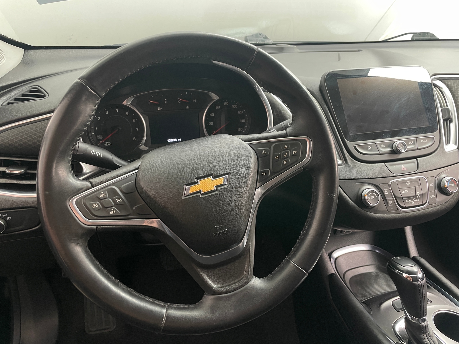 Thumbnail: 2017 Chevrolet Malibu - 5