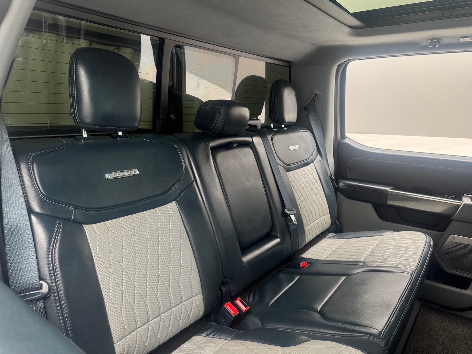 Thumbnail: 2022 Ford Econoline - 5