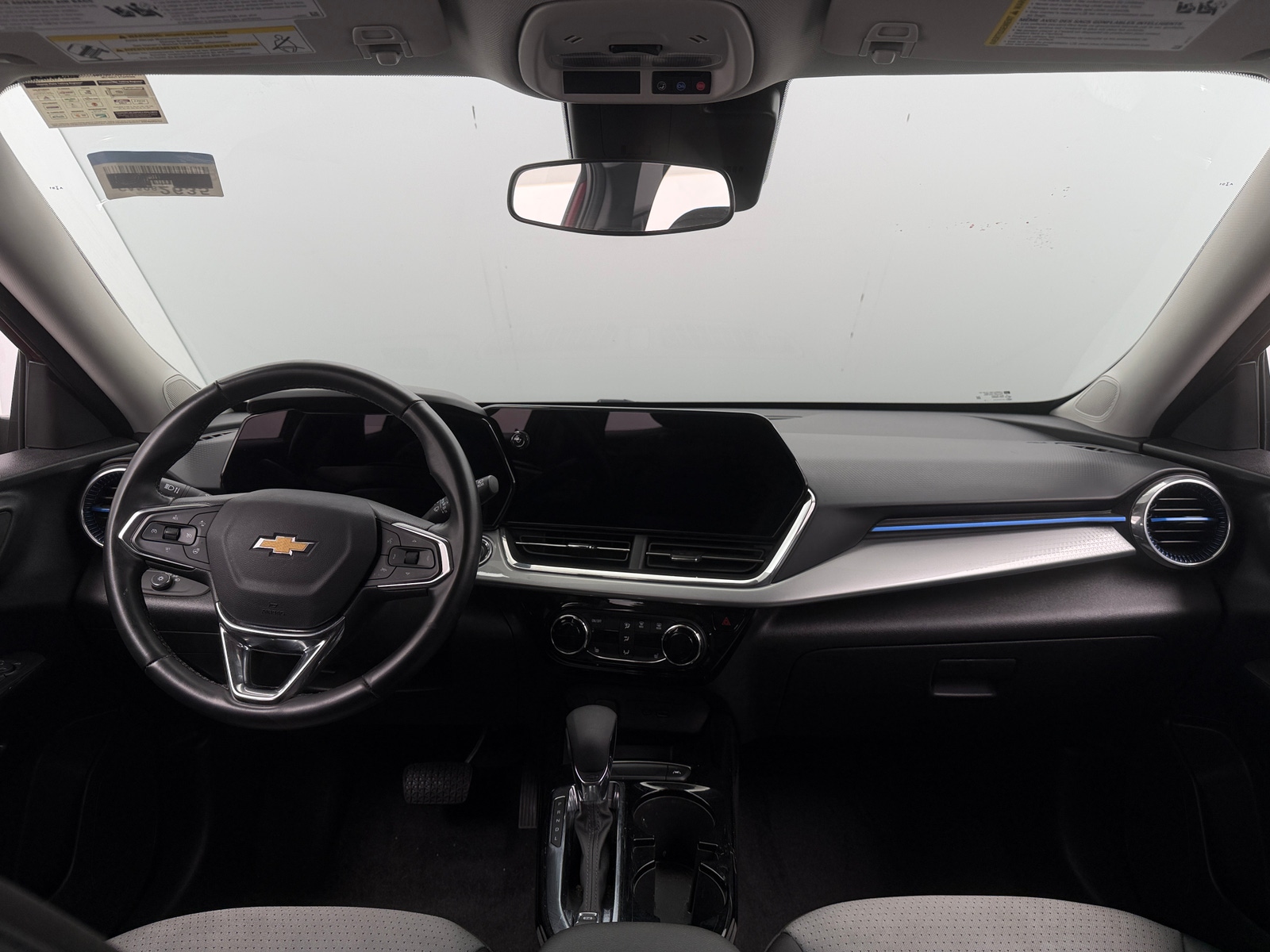 Thumbnail: 2025 Chevrolet Trax - 2