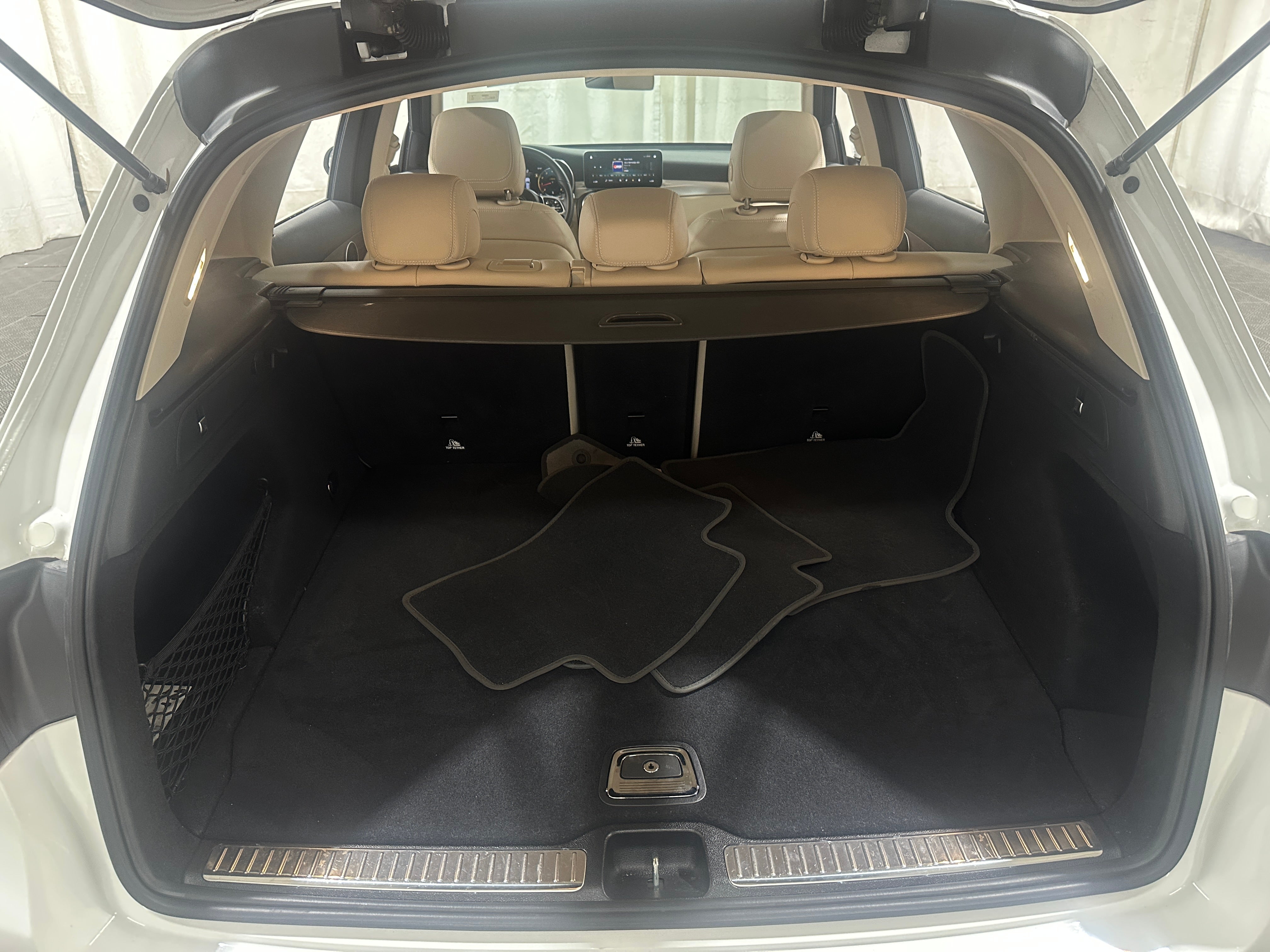 2022 Mercedes-Benz GLC