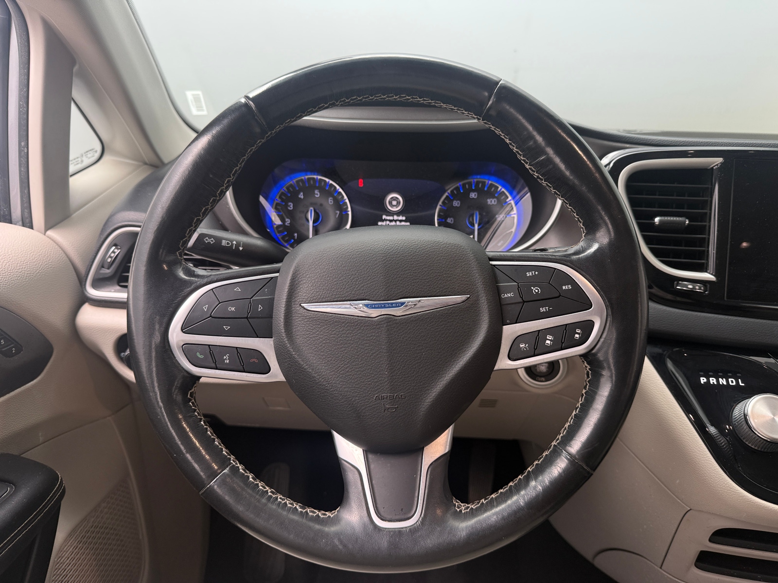 Thumbnail: 2021 Chrysler Pacifica - 4