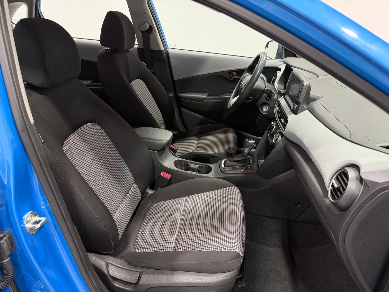 Thumbnail: 2021 Hyundai Kona - 2