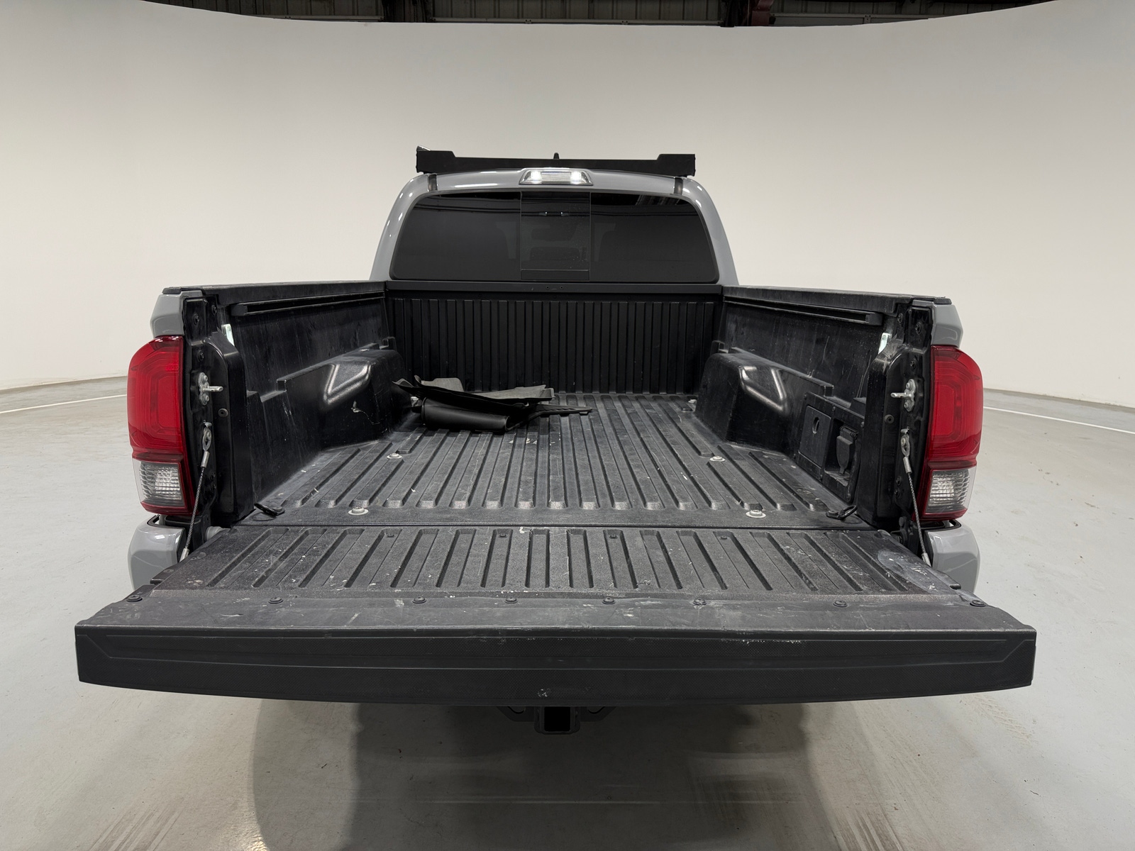 Thumbnail: 2021 Toyota Tacoma - 7