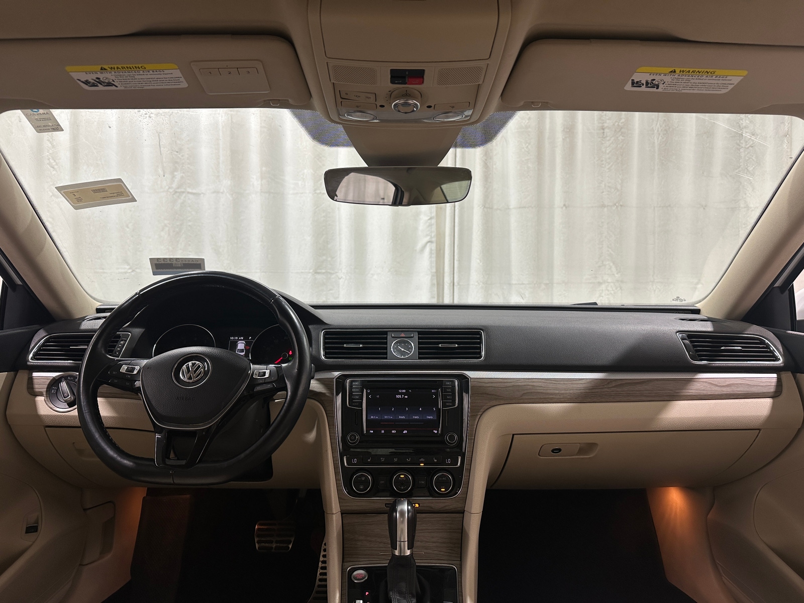 Thumbnail: 2016 Volkswagen Passat - 3