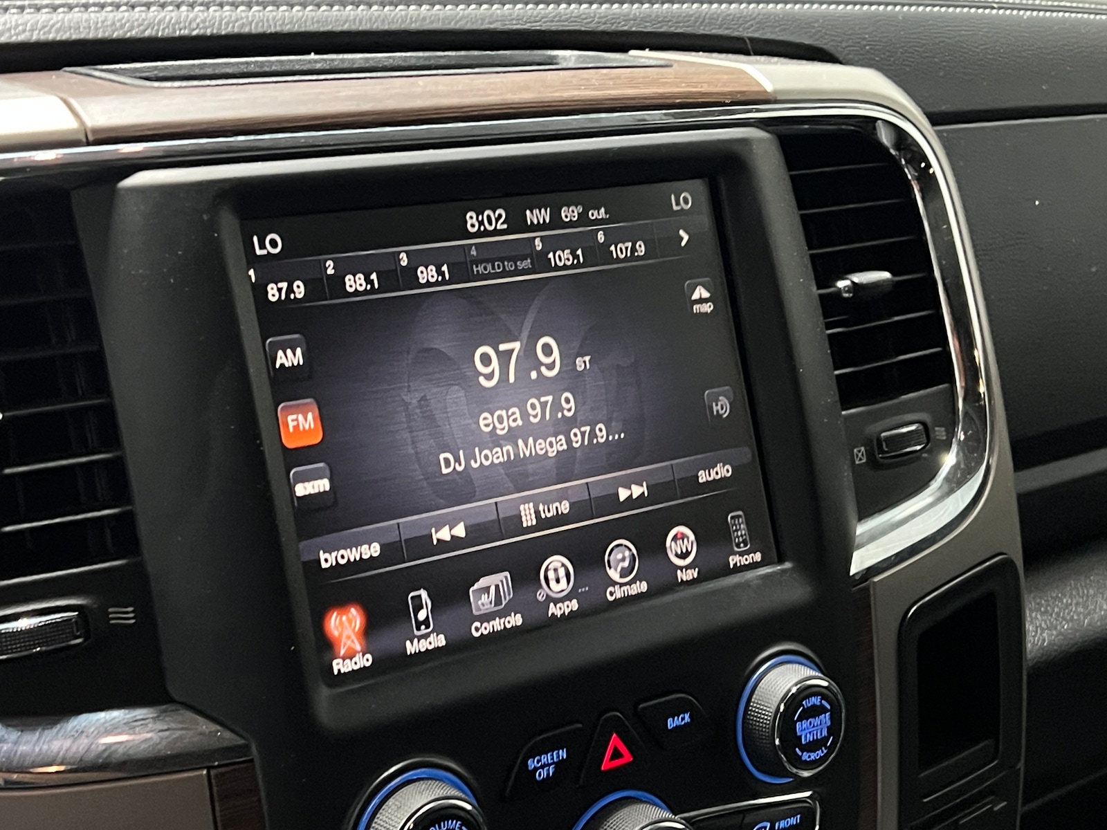 Thumbnail: 2017 RAM 1500 - 3