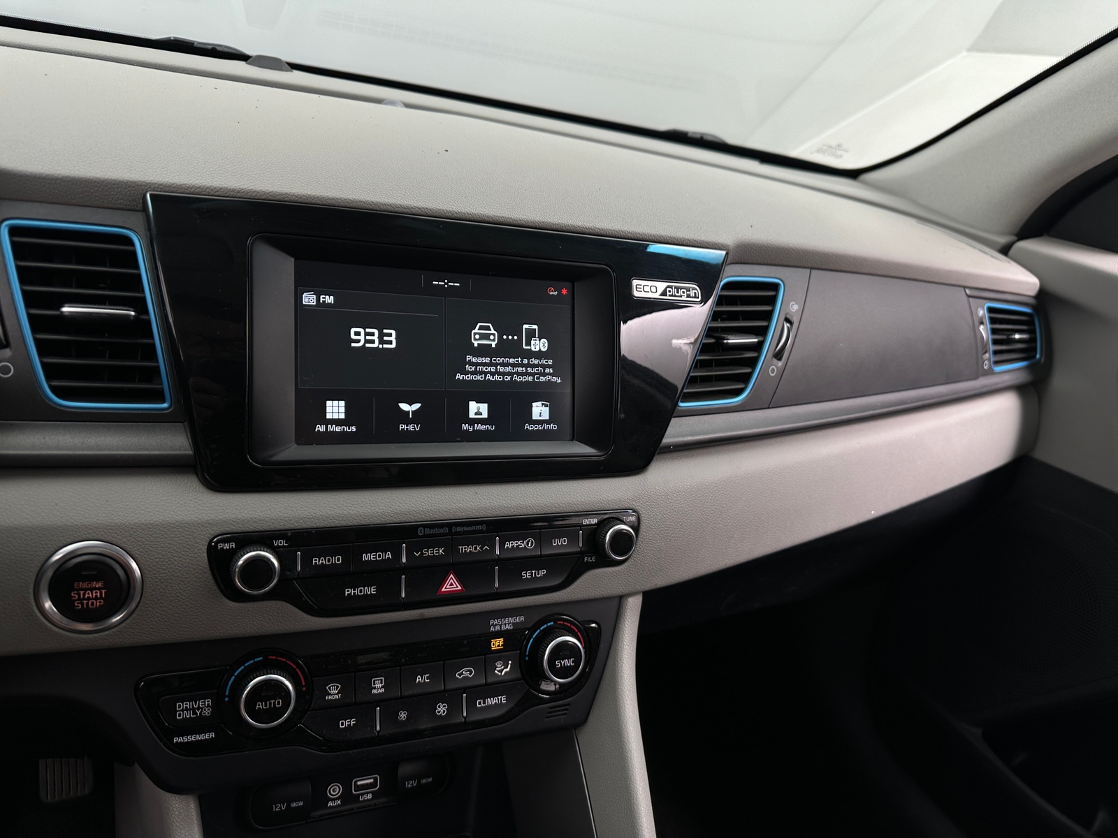 Thumbnail: 2019 Kia Niro - 4
