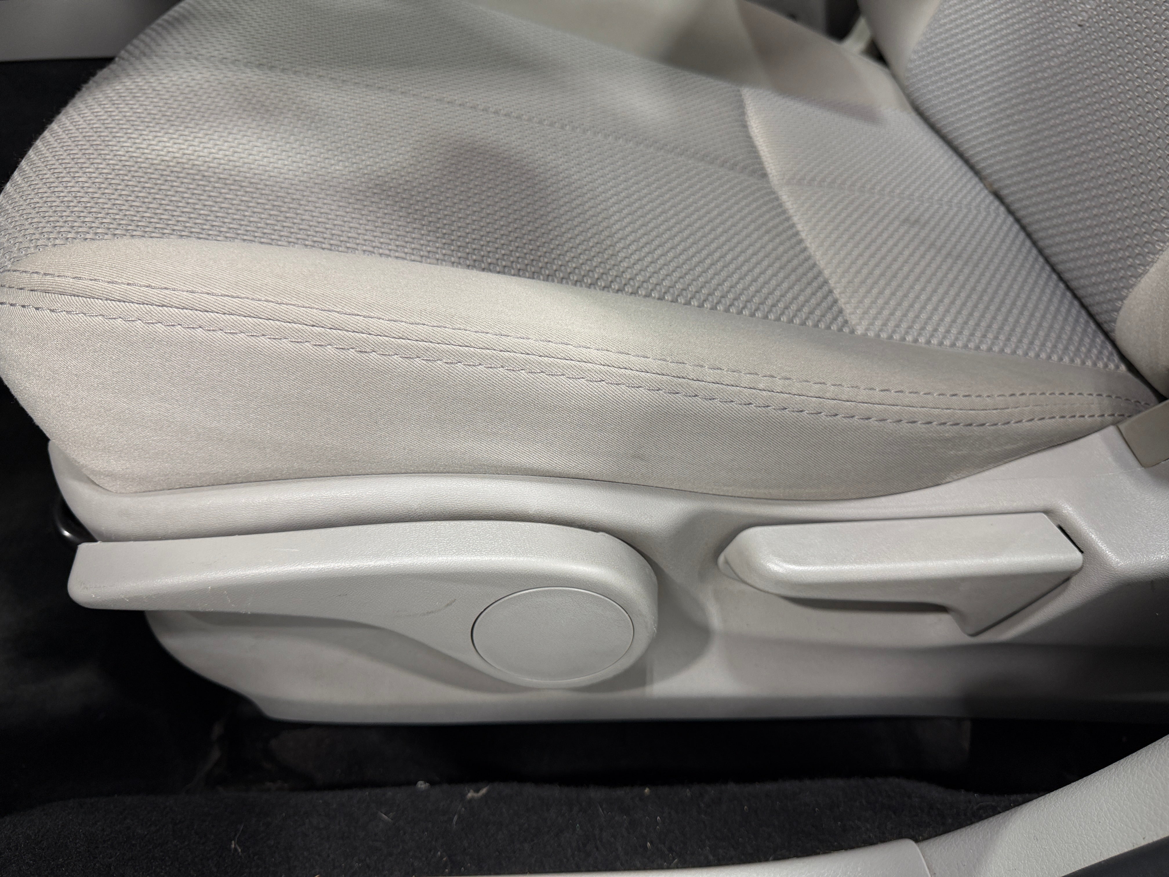 Used 2011 Subaru Forester X with VIN JF2SHABC9BH739419 for sale in Pewaukee, WI