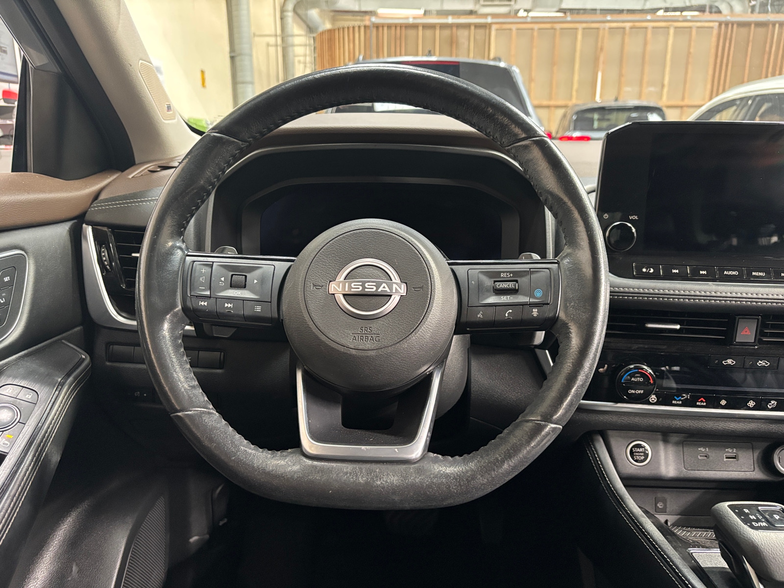 Thumbnail: 2022 Nissan Rogue - 4