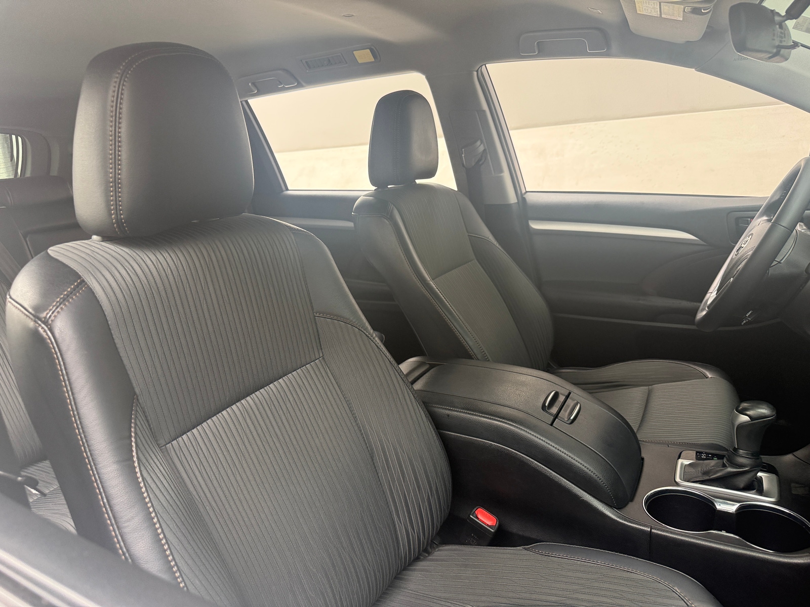 Thumbnail: 2019 Toyota Highlander - 2