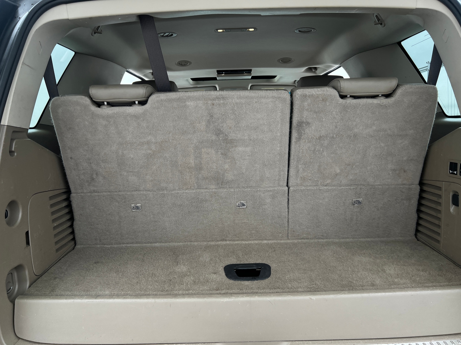 Thumbnail: 2019 Chevrolet Tahoe - 6