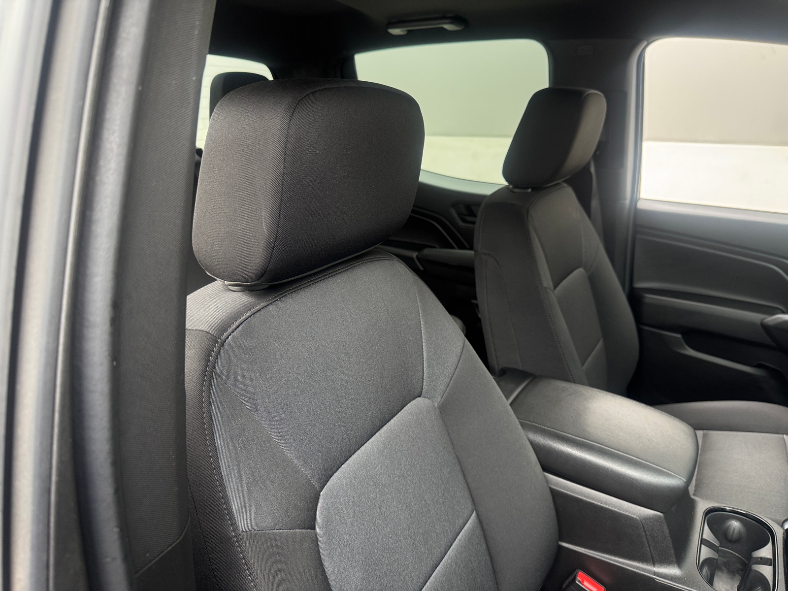 Thumbnail: 2023 Chevrolet Colorado - 2