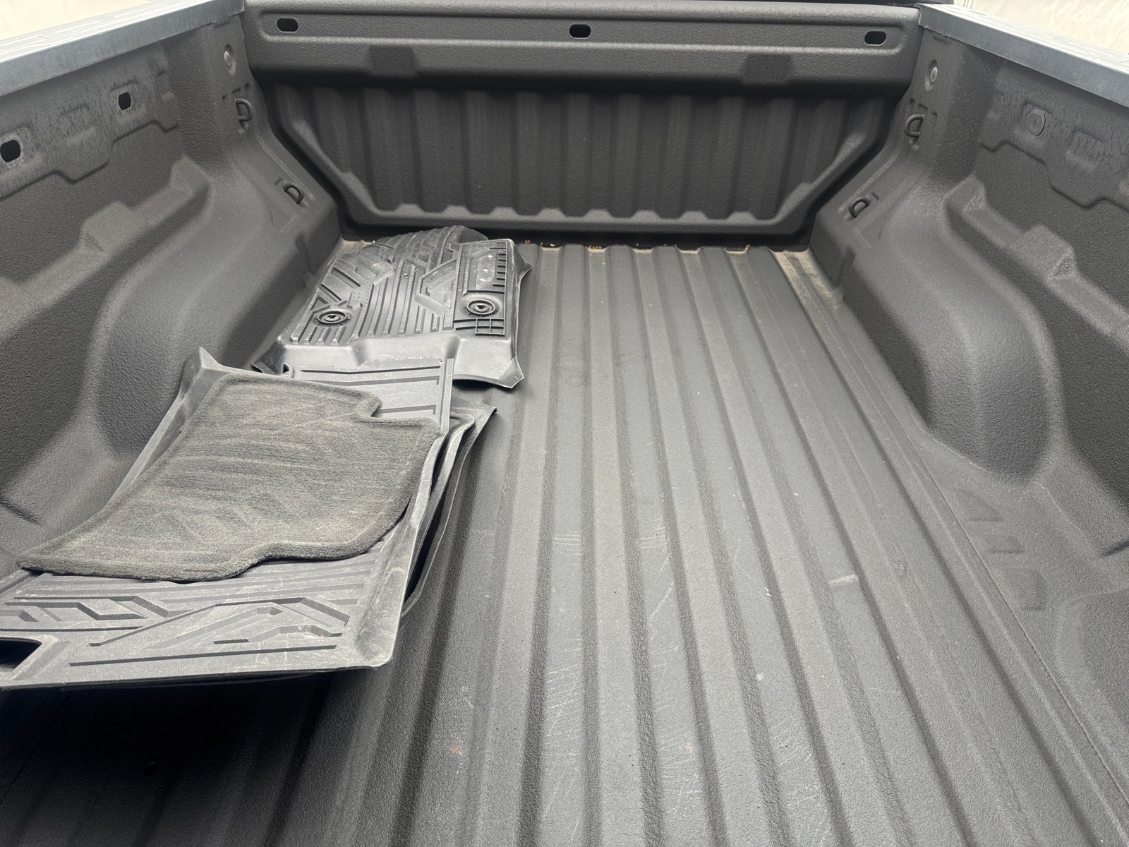 Thumbnail: 2023 Chevrolet Colorado - 7