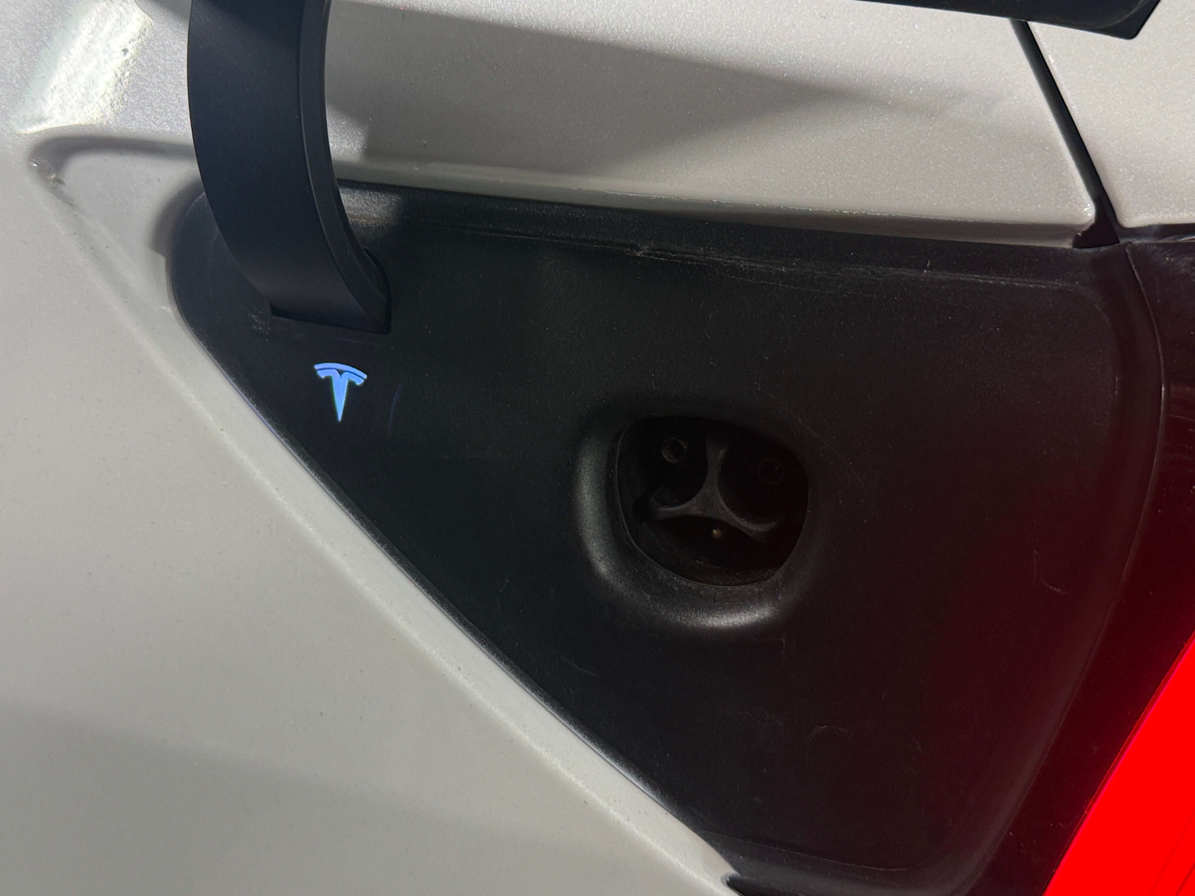 Used 2023 Tesla Model Y Long Range with VIN 7SAYGDEE0PF603264 for sale in Auburn, WA