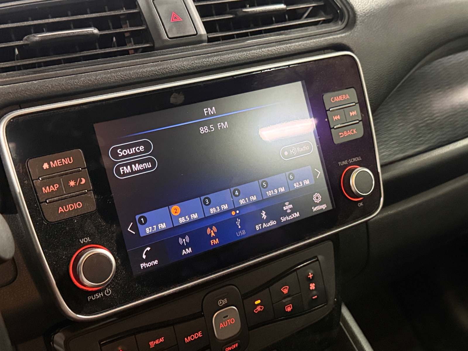 Thumbnail: 2019 Nissan Leaf - 4