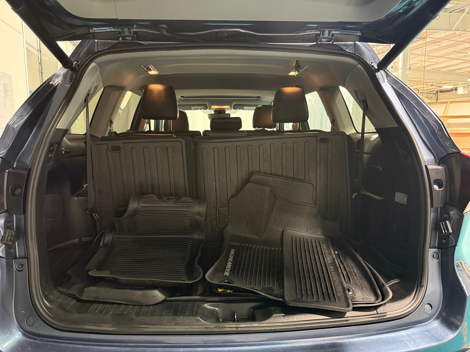 Thumbnail: 2019 Toyota Highlander - 7