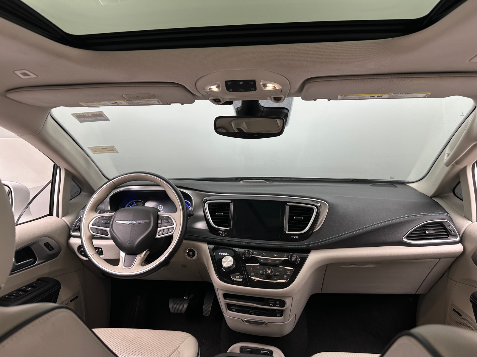 Thumbnail: 2019 Chrysler Pacifica - 2