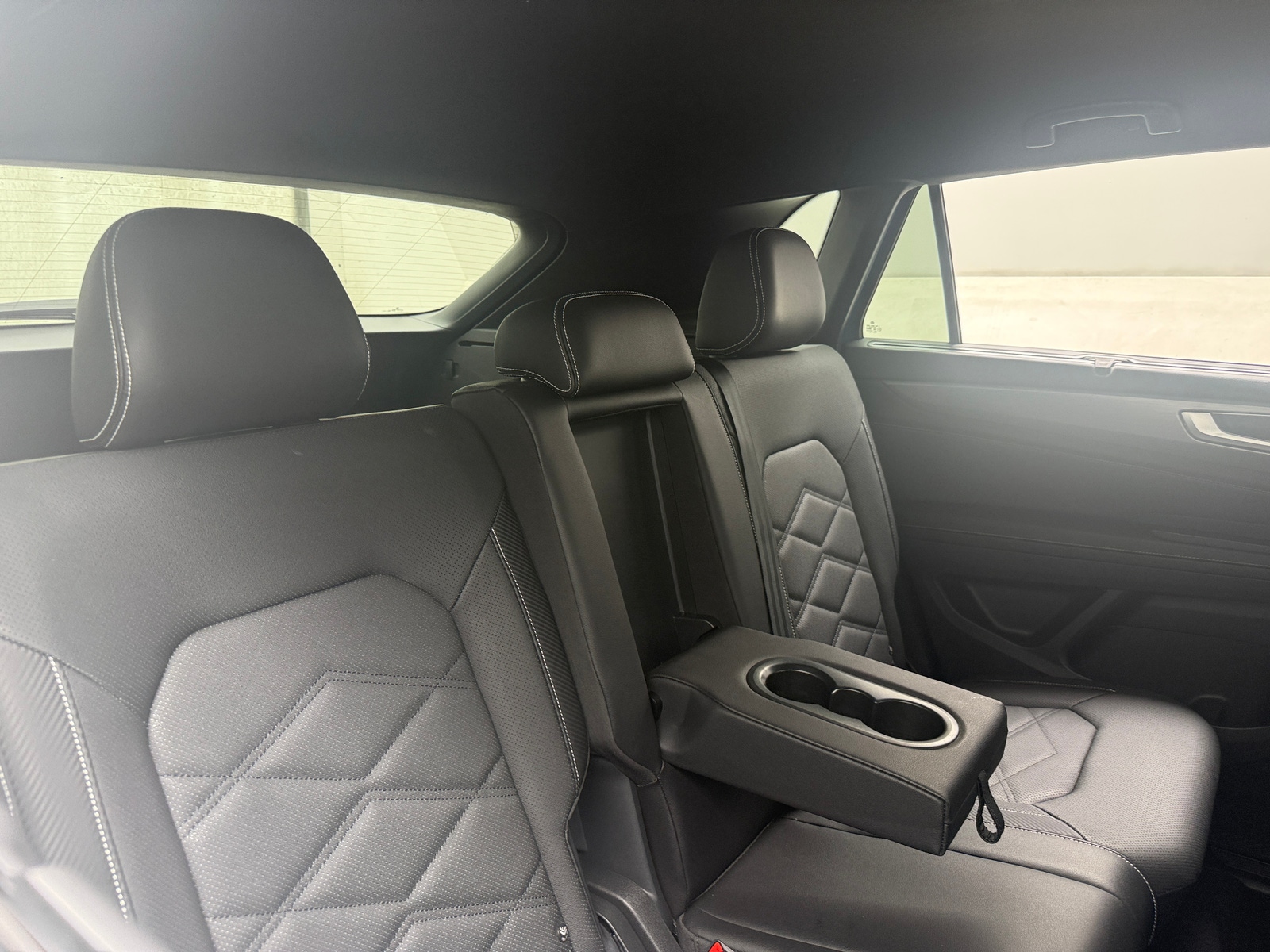 Thumbnail: 2026 Volkswagen Atlas - 6