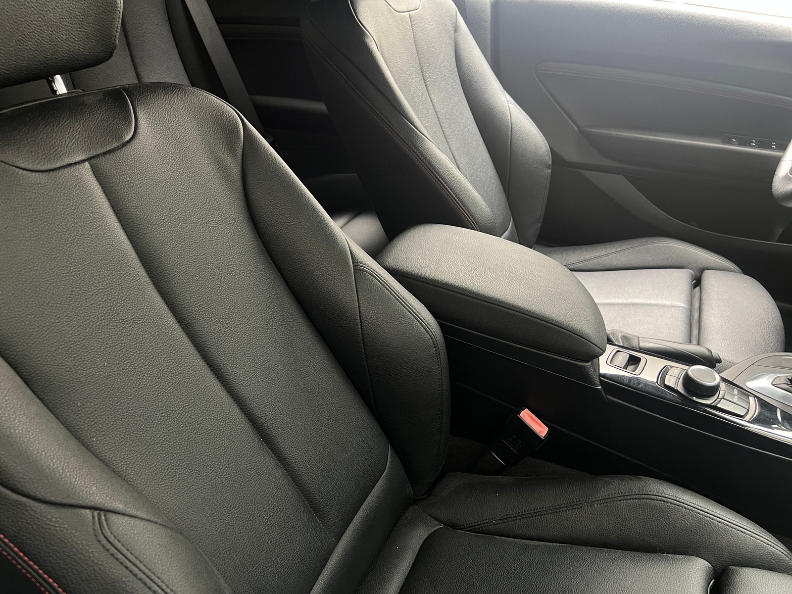 Thumbnail: 2016 BMW 2 Series - 2