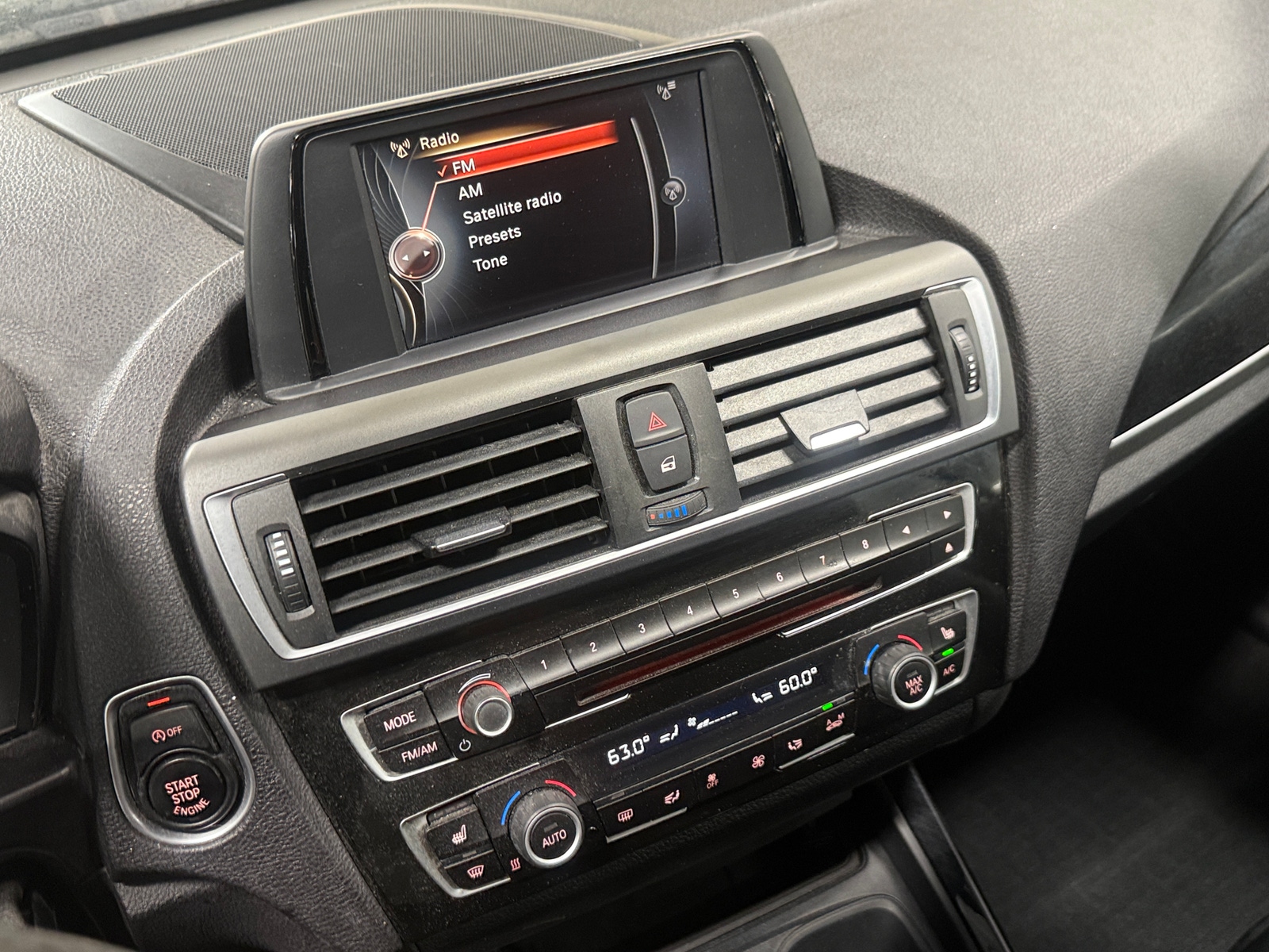 Thumbnail: 2016 BMW 2 Series - 4