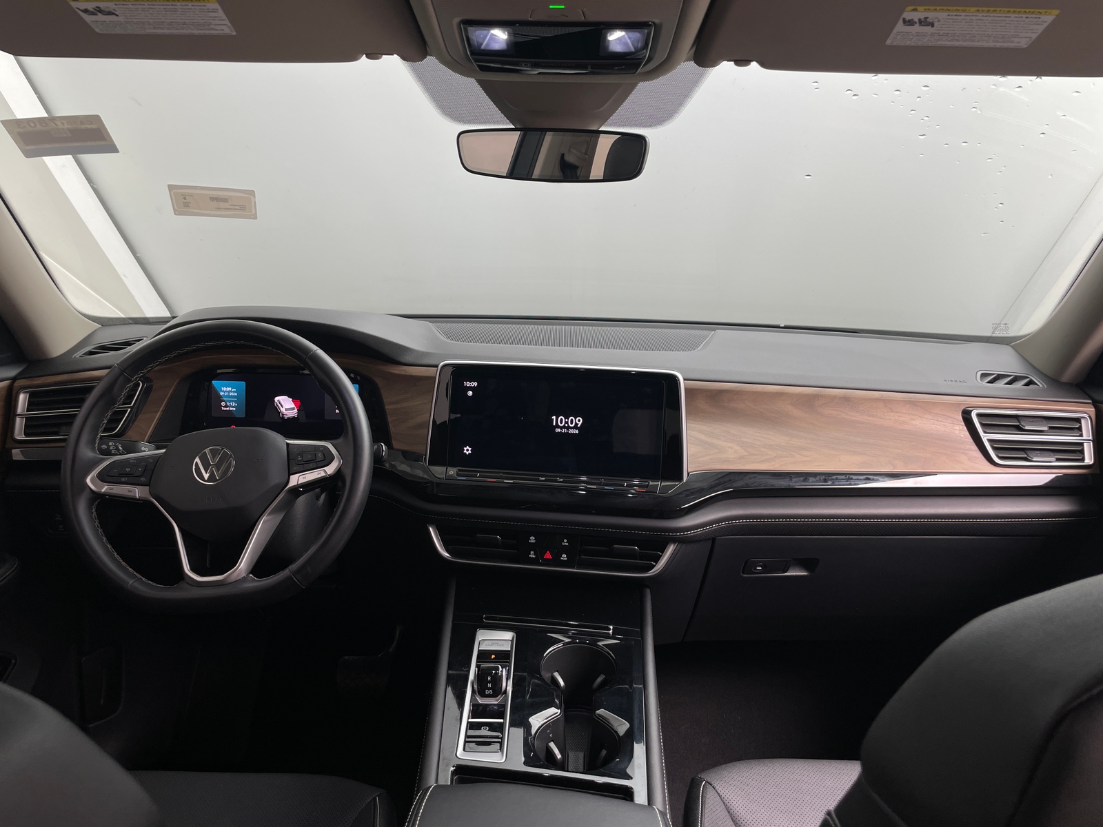 Thumbnail: 2025 Volkswagen Atlas - 3