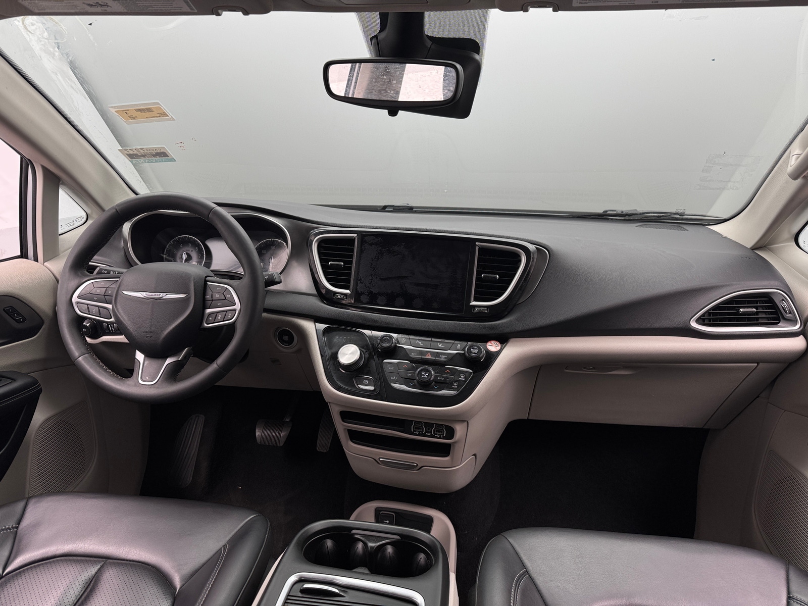 Thumbnail: 2023 Chrysler Pacifica - 2