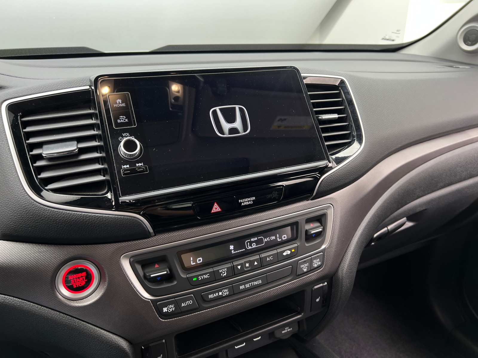 Thumbnail: 2025 Honda Ridgeline - 3