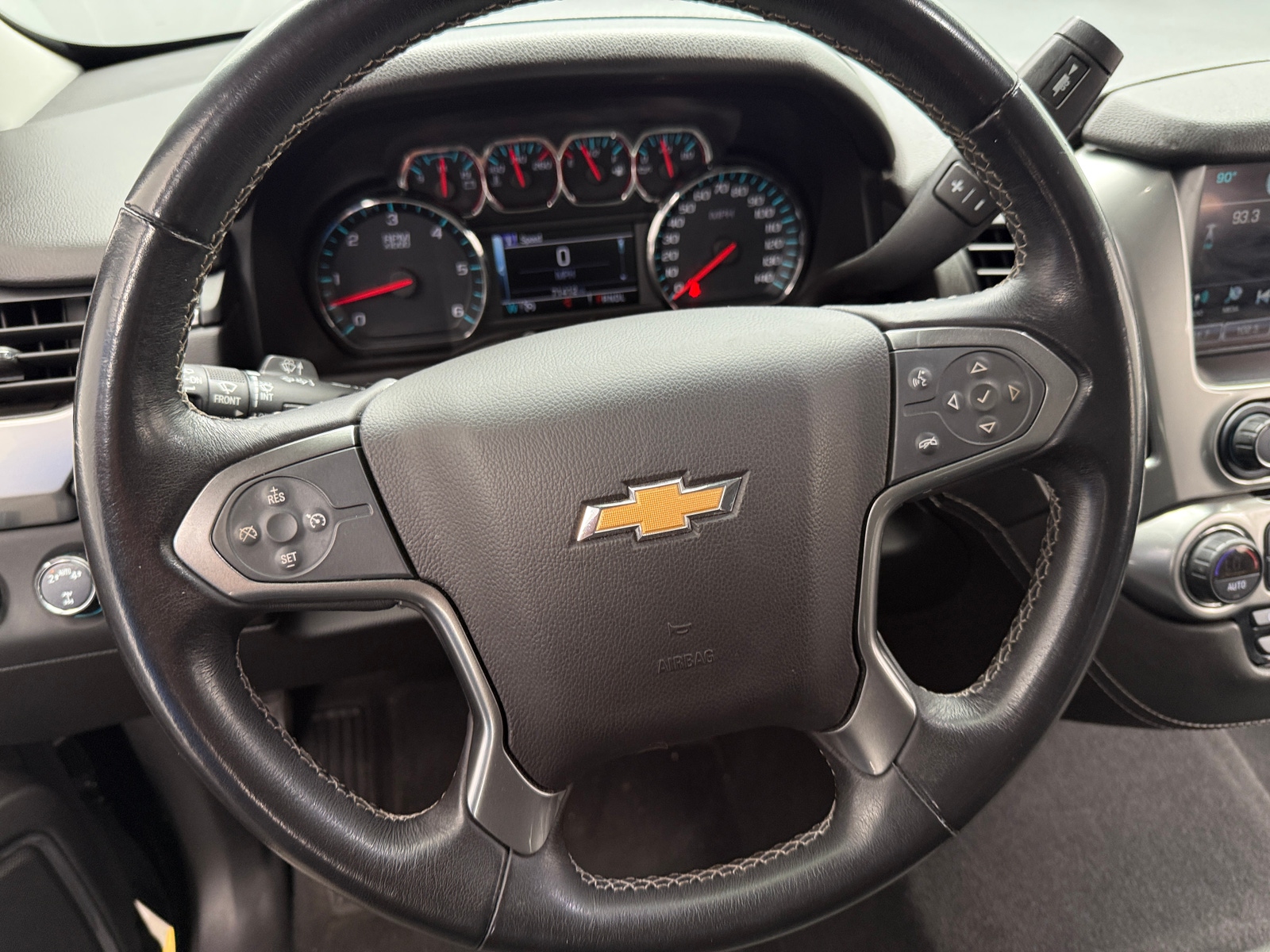 Thumbnail: 2020 Chevrolet Tahoe - 5