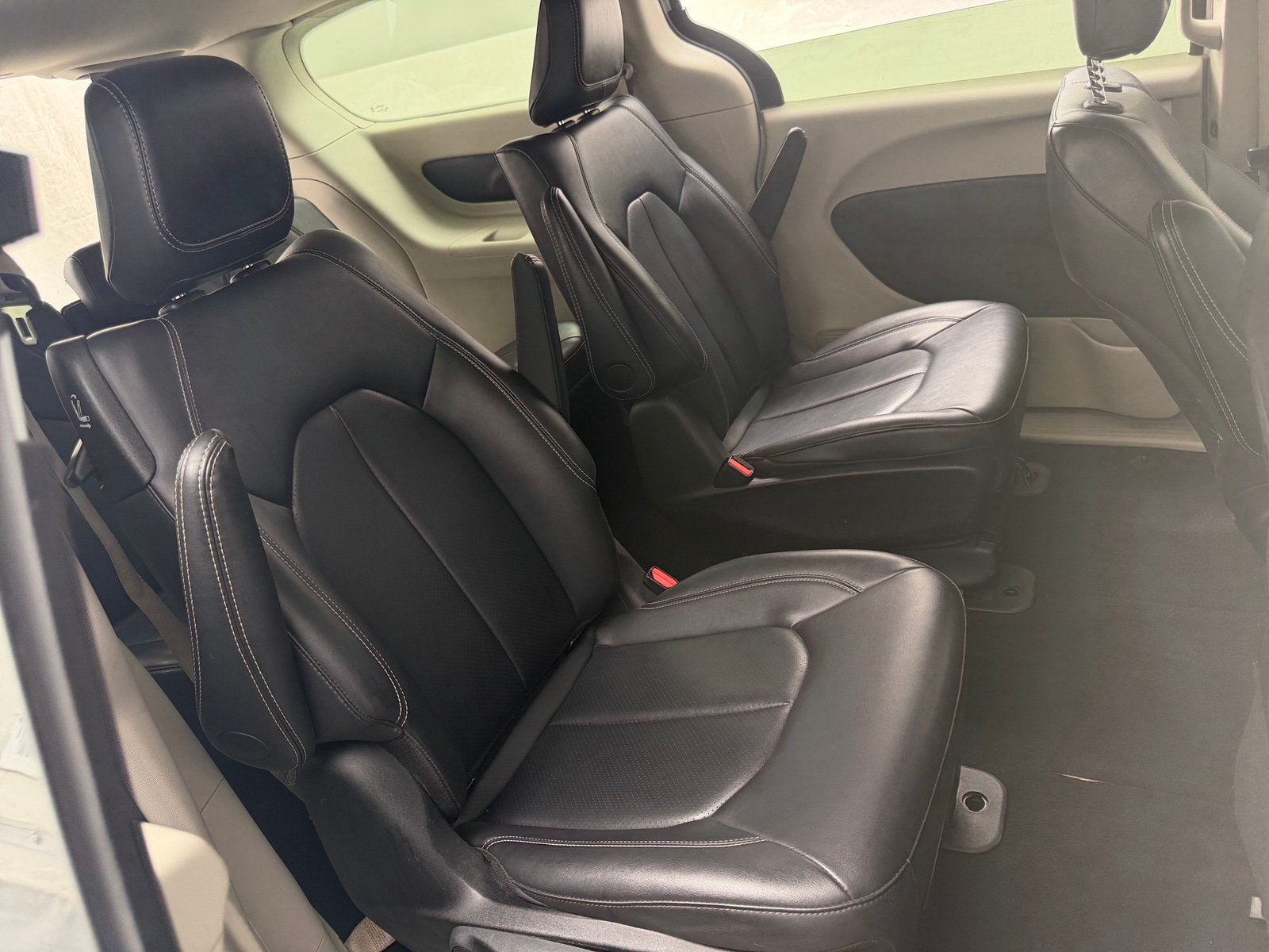 Thumbnail: 2024 Chrysler Pacifica - 5