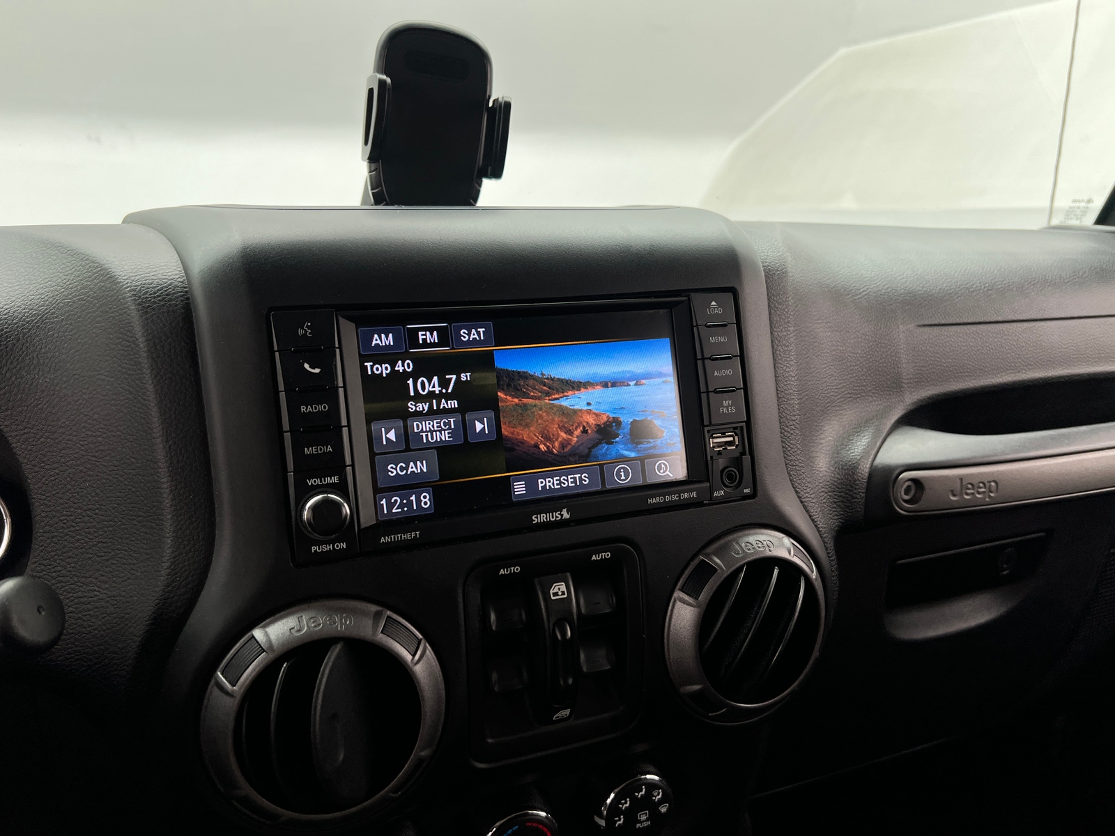 Thumbnail: 2018 Jeep Wrangler - 4