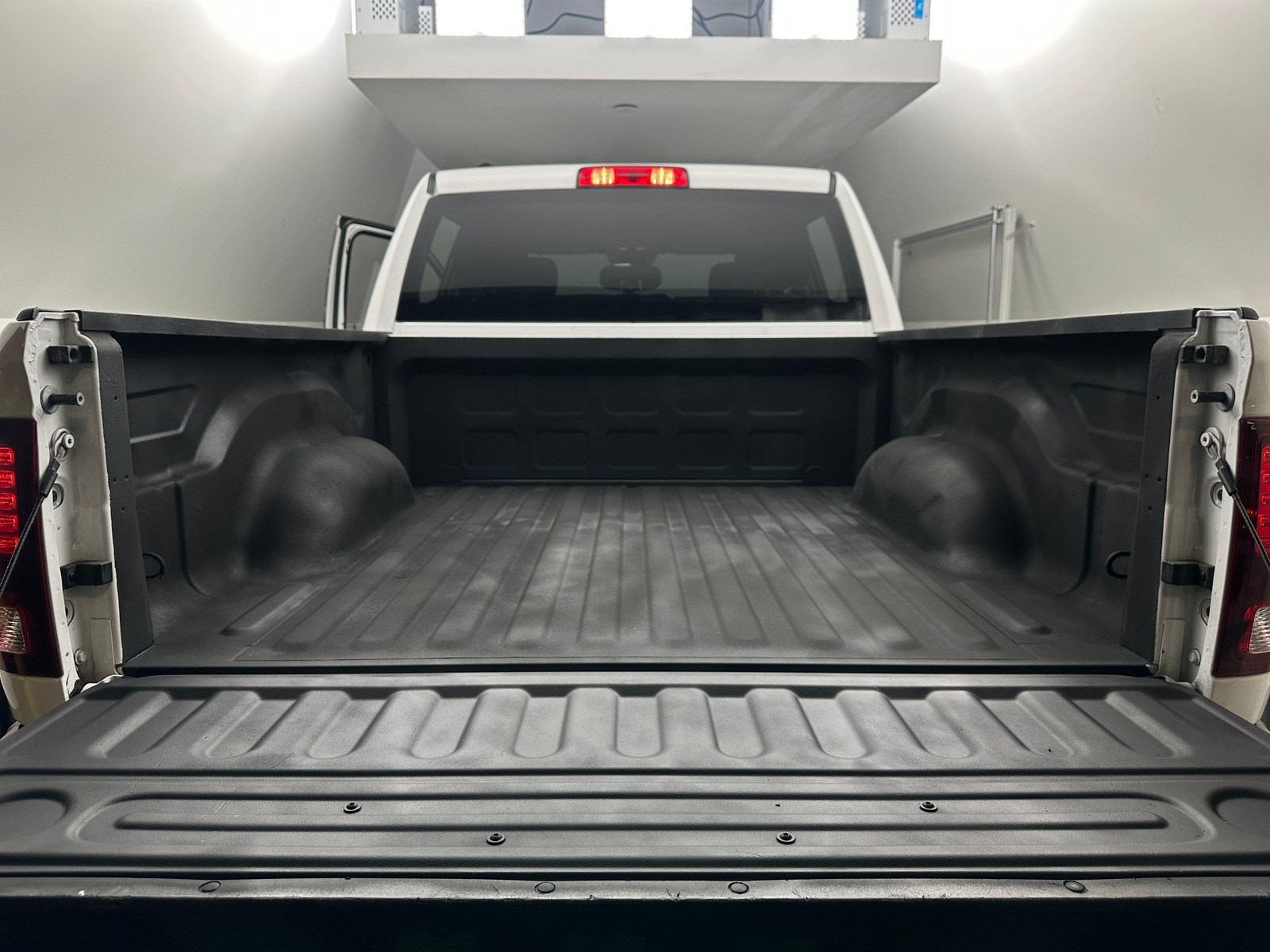 Thumbnail: 2024 RAM 1500 Classic - 7