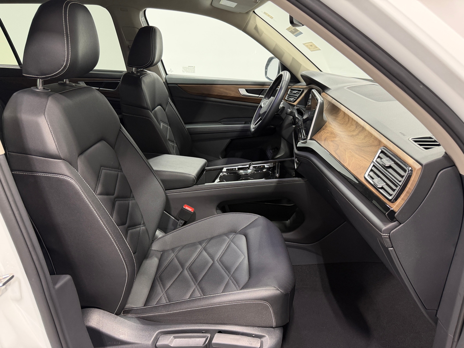 Thumbnail: 2025 Volkswagen Atlas - 2