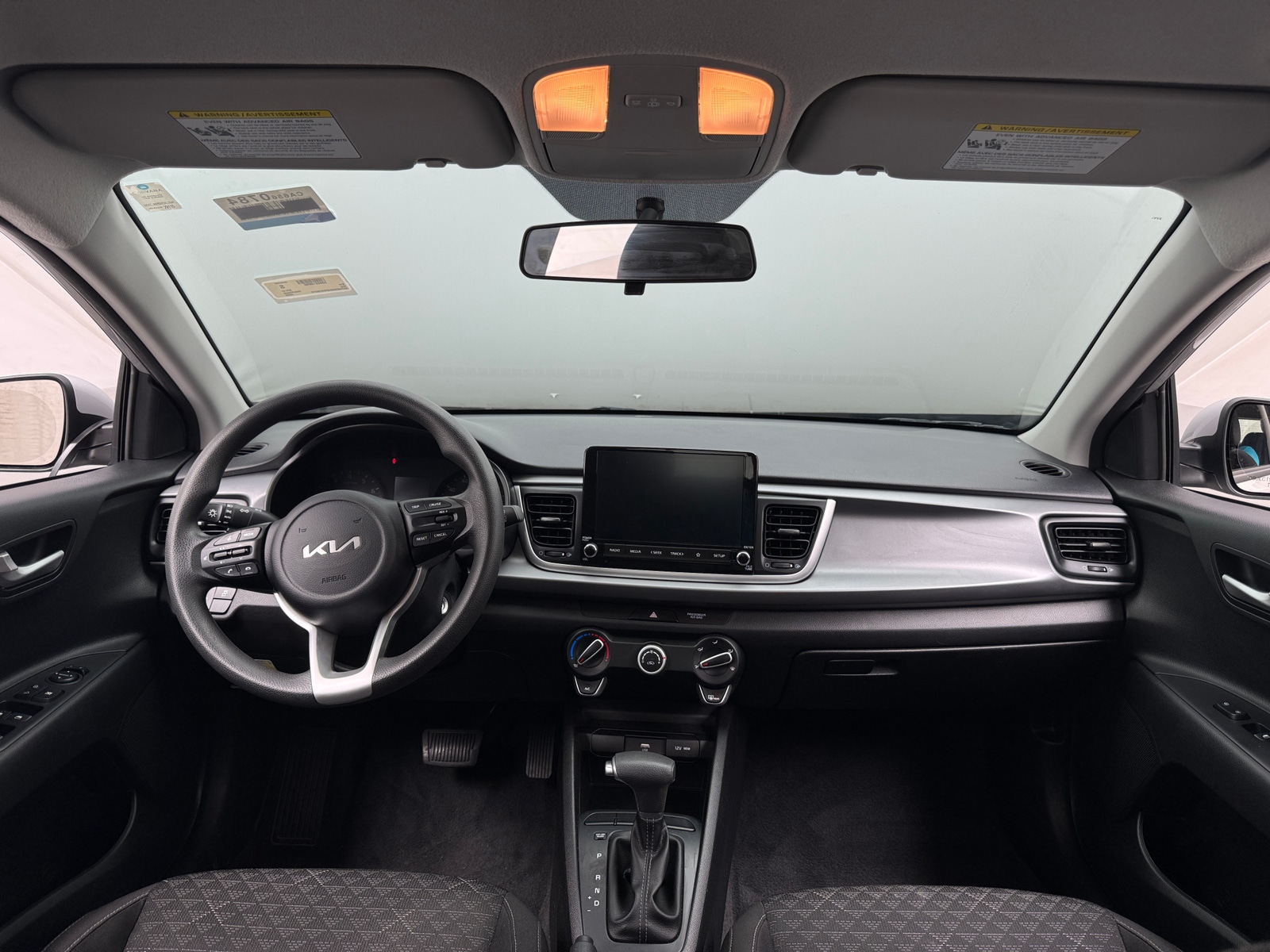 Thumbnail: 2023 Kia Rio - 3