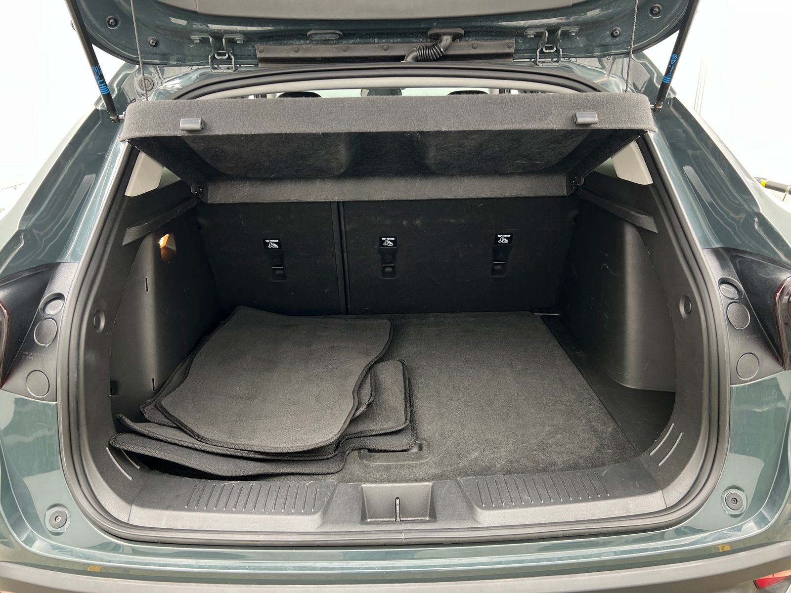 Thumbnail: 2025 Chevrolet Trax - 6