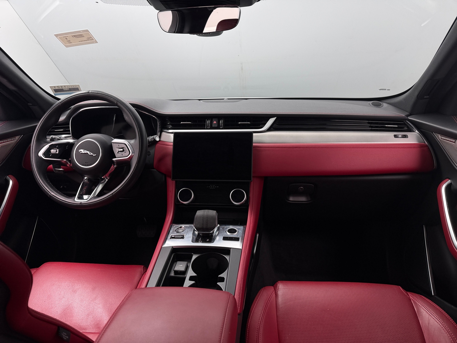 Thumbnail: 2024 Jaguar F-Pace - 2