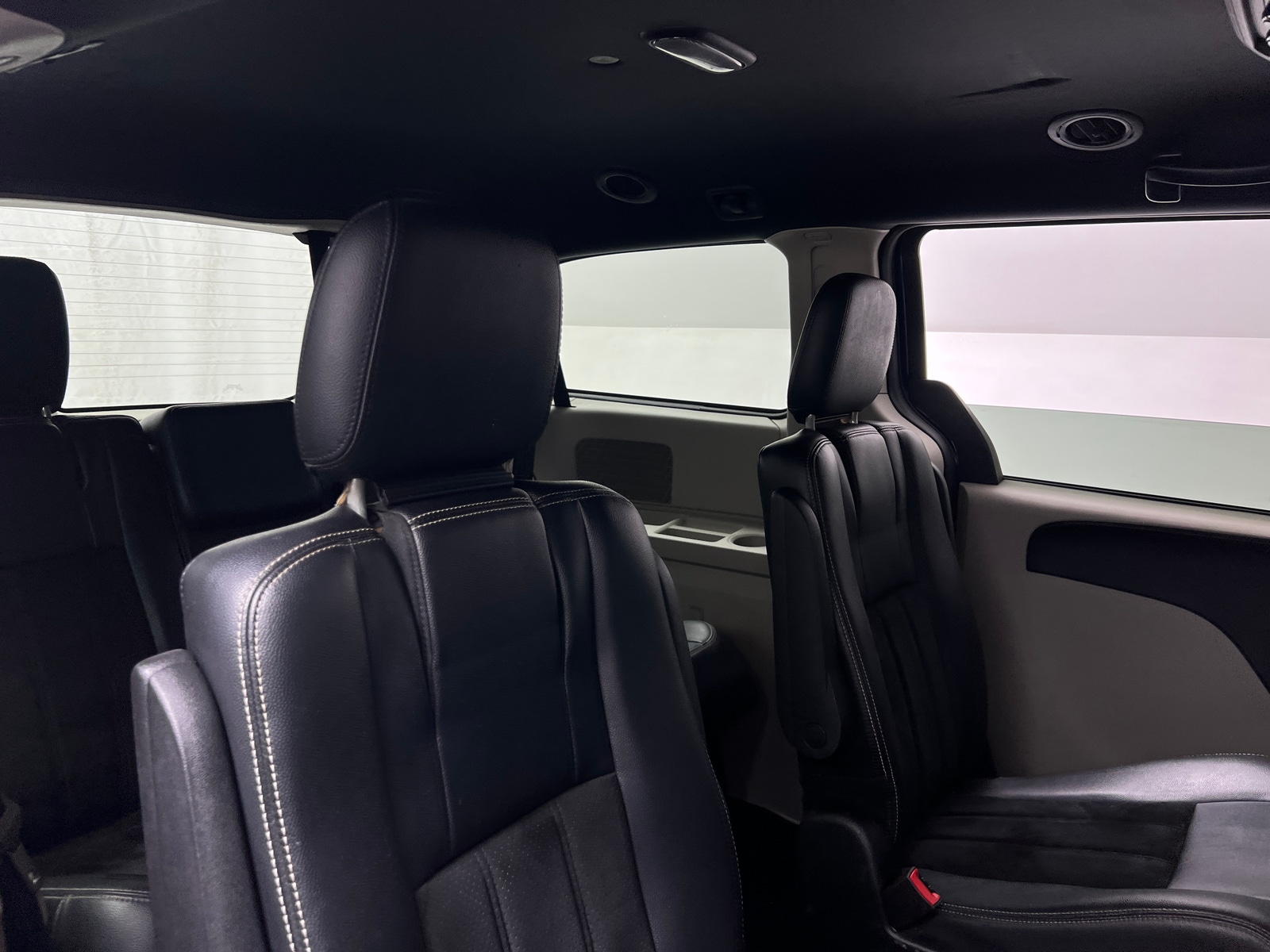 Thumbnail: 2017 Dodge Grand Caravan - 5