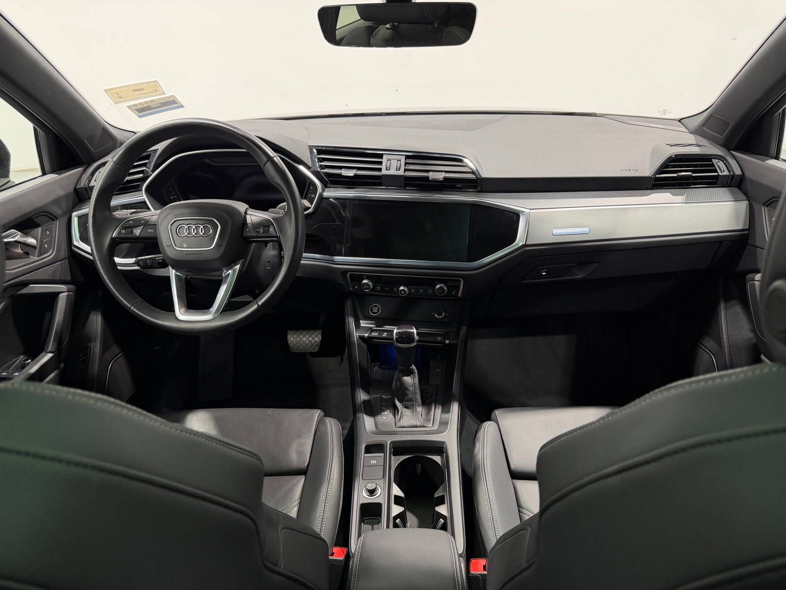 Thumbnail: 2024 Audi Q3 - 3