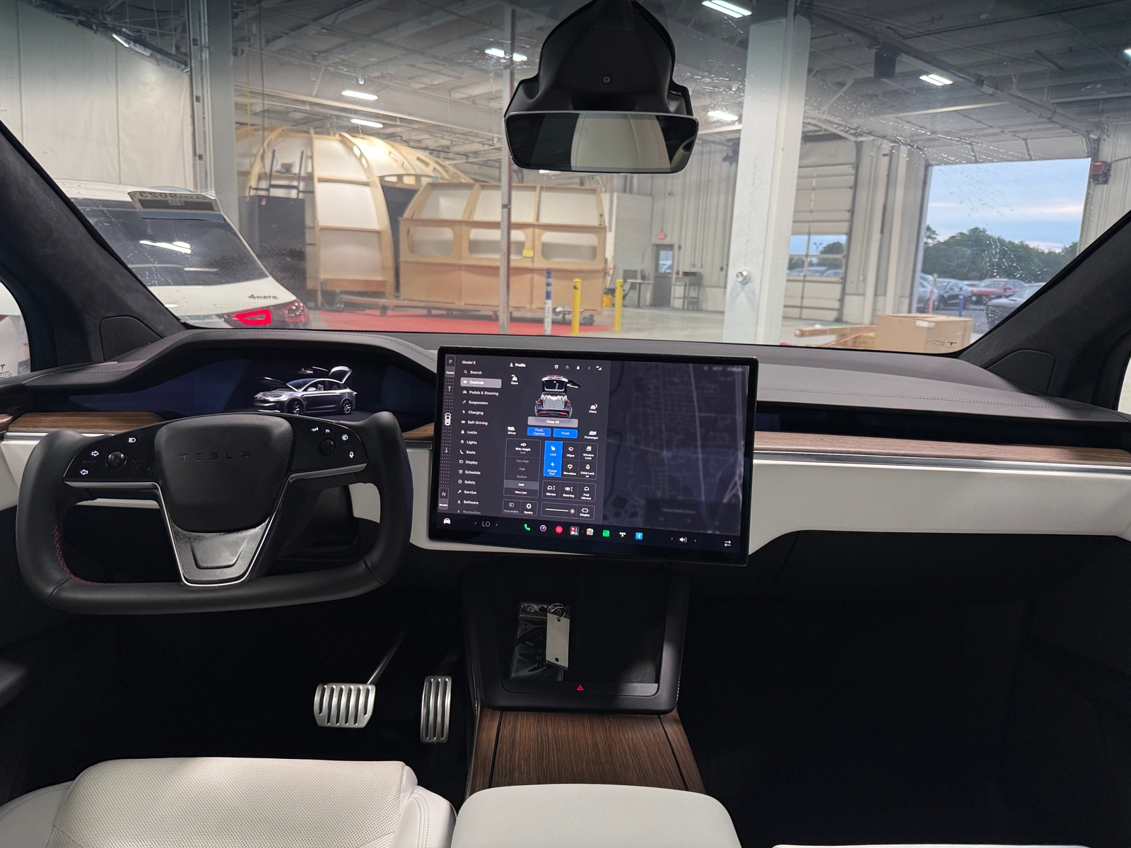 Thumbnail: 2022 Tesla Model X - 2