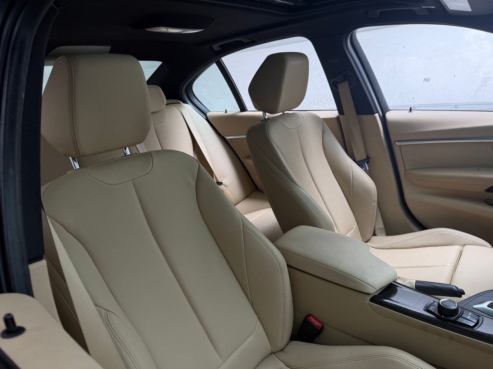 Thumbnail: 2016 BMW 3 Series - 2