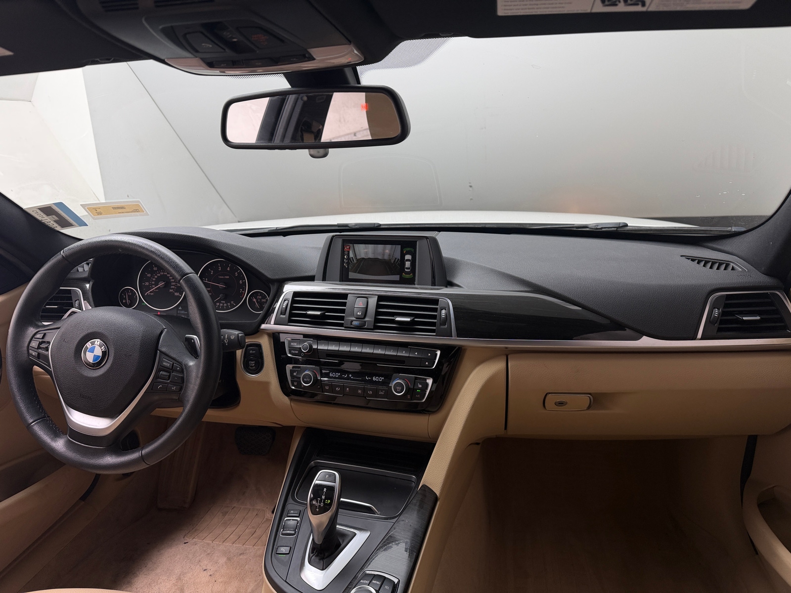 Thumbnail: 2016 BMW 3 Series - 3