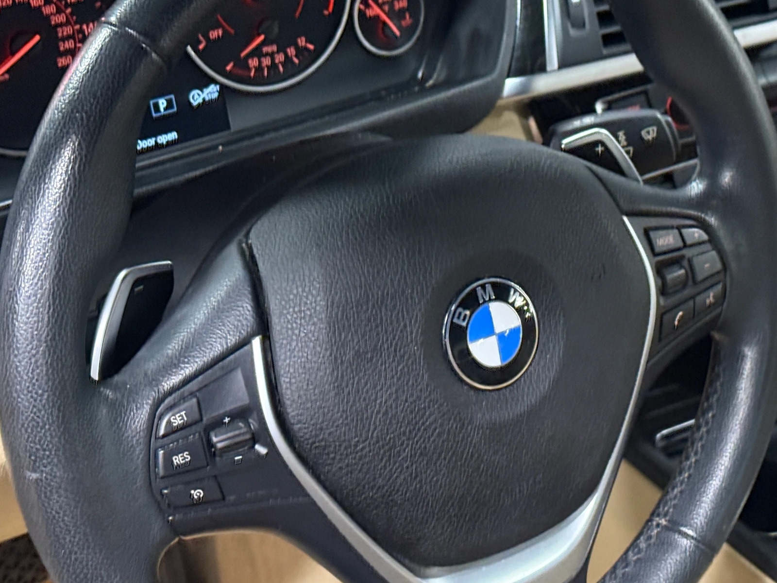 Thumbnail: 2016 BMW 3 Series - 5