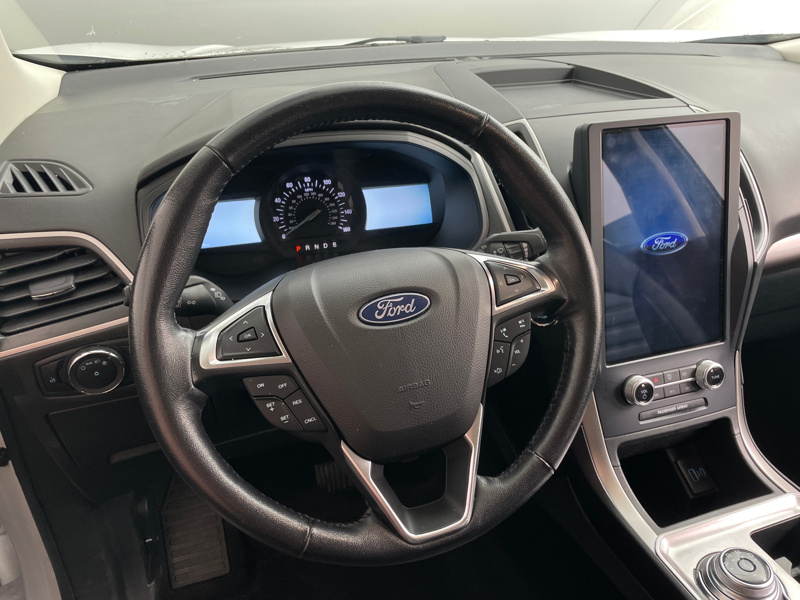 Thumbnail: 2023 Ford Edge - 4