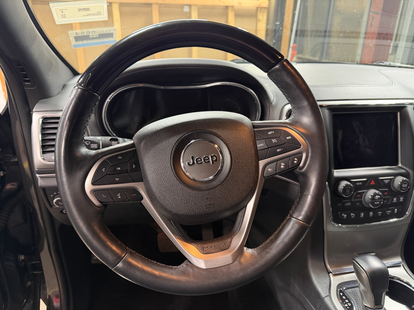 Thumbnail: 2018 Jeep Grand Cherokee - 4
